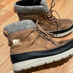 Sorel Women’s Explorer Carnival— color: Elk